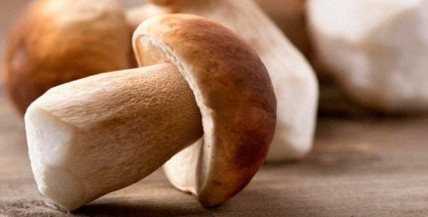 Деревенский салат. Рецепты классического из мяса, лука, картошки, свинины с грибами