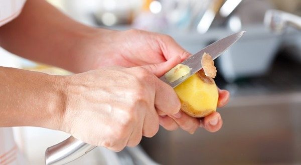 Котлеты из крабовых палочек. Рецепты очень вкусные с сыром и без, картофелем, креветками, плавленным сыром, рисом, чесноком